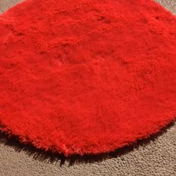 Round Shaggy Red Rug 4 Feet
