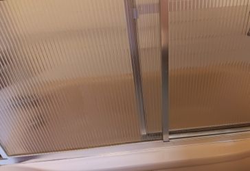 Shower Doors for Tub