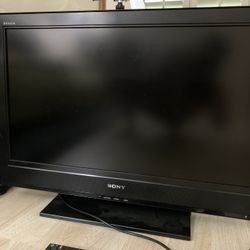 32 In Sony HD Tv
