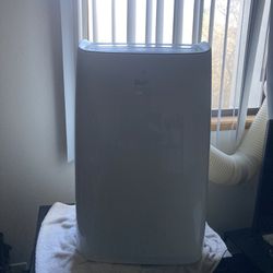 Portable Heater, Humidifier, Fan, And Ac Unit
