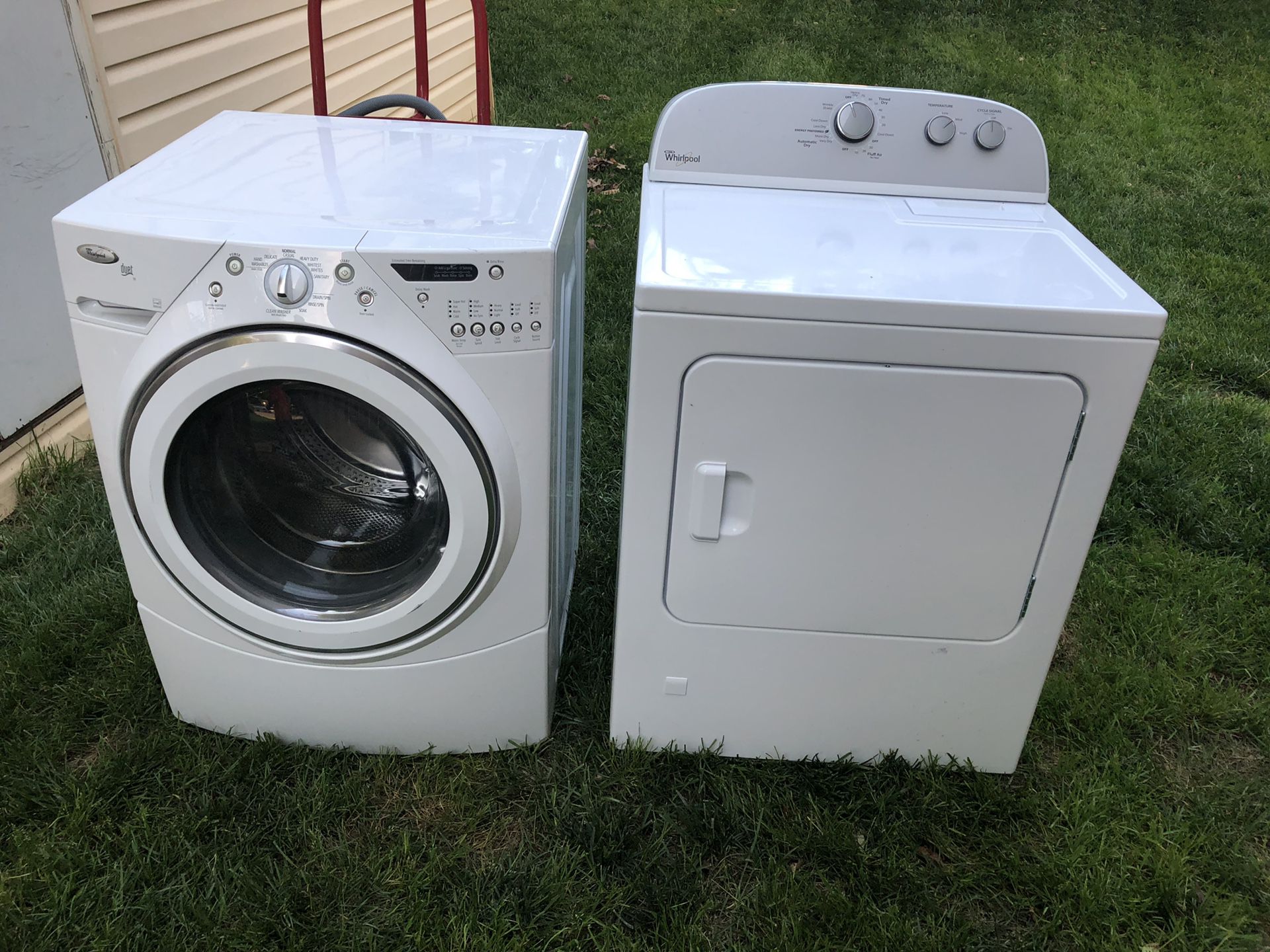 Whirlpool duet ht washing machine ELECTRIC and whirlpool dryer GAS best offer