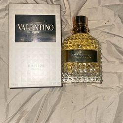 Brand New Valentino Gold Born In Roma 