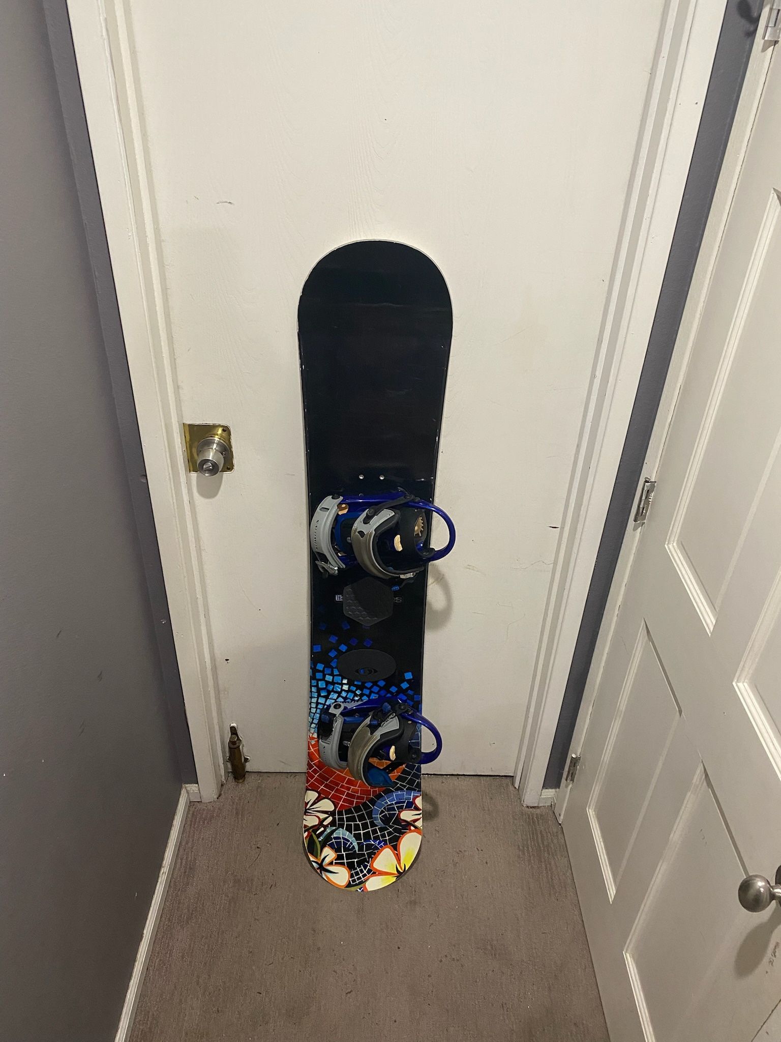 Snowboard with Bindings - size 150cm