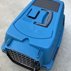 Petmate Cat or Small Dog Carrier
