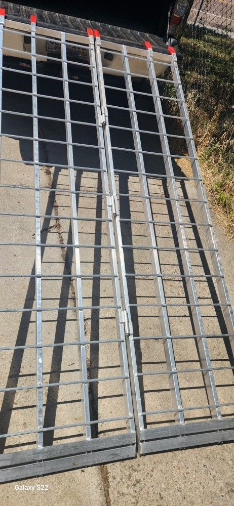 7' Aluminum Ramps 