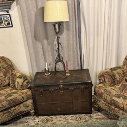 2 Matching Accent Chairs  