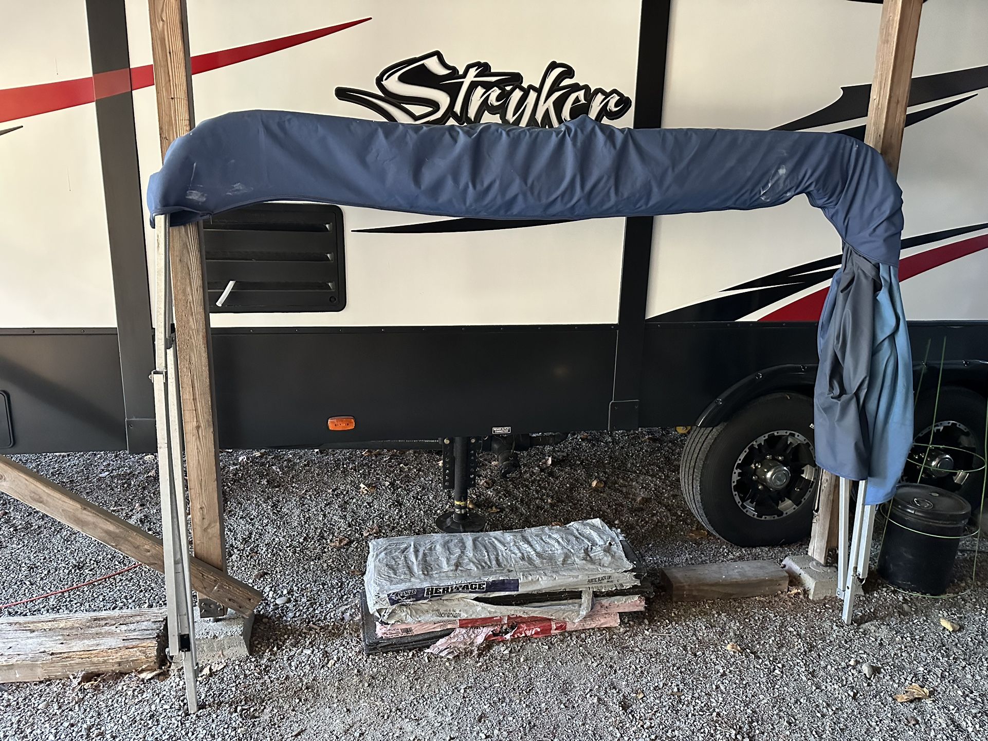 Pontoon Canopy Used