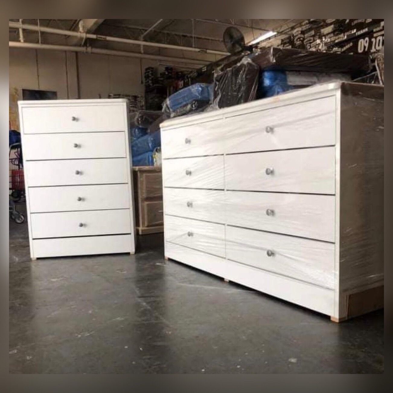 Dresser set / Five and eight drawers dresser