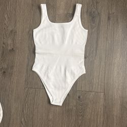 Women’s Ribbed White Bodysuit 