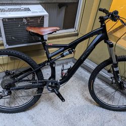 Specialized Stump Jumper Comp Full Suspension Mountain Bike 