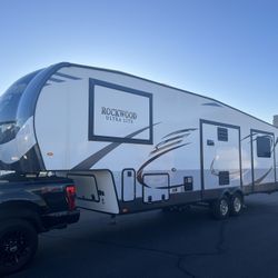 Rockwood Ultra Lite 5th Wheel