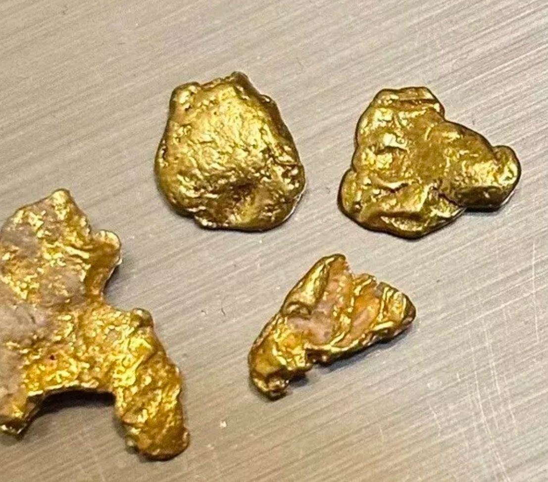 FOUR GOLD NUGGETS 6.3 GRAMS HIGH PURITY FROM ALASKA