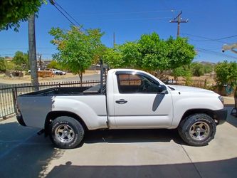 2011 toyota tacoma