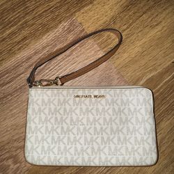 micheal kors hand bag