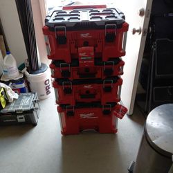 Milwaukee  Packup Boxes 