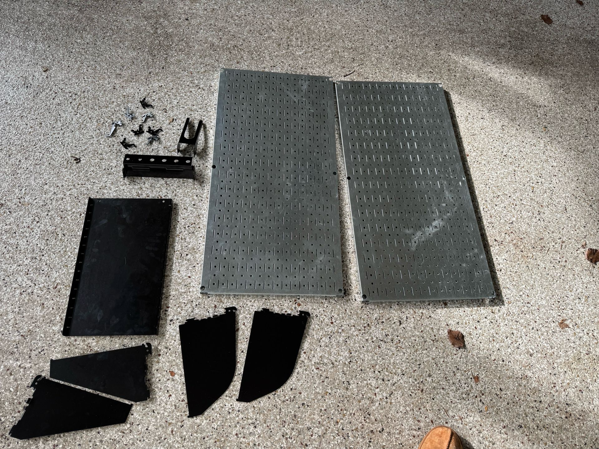 Wall Control Peg Boards and Accessories