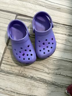 Toddler Crocs Size C8 