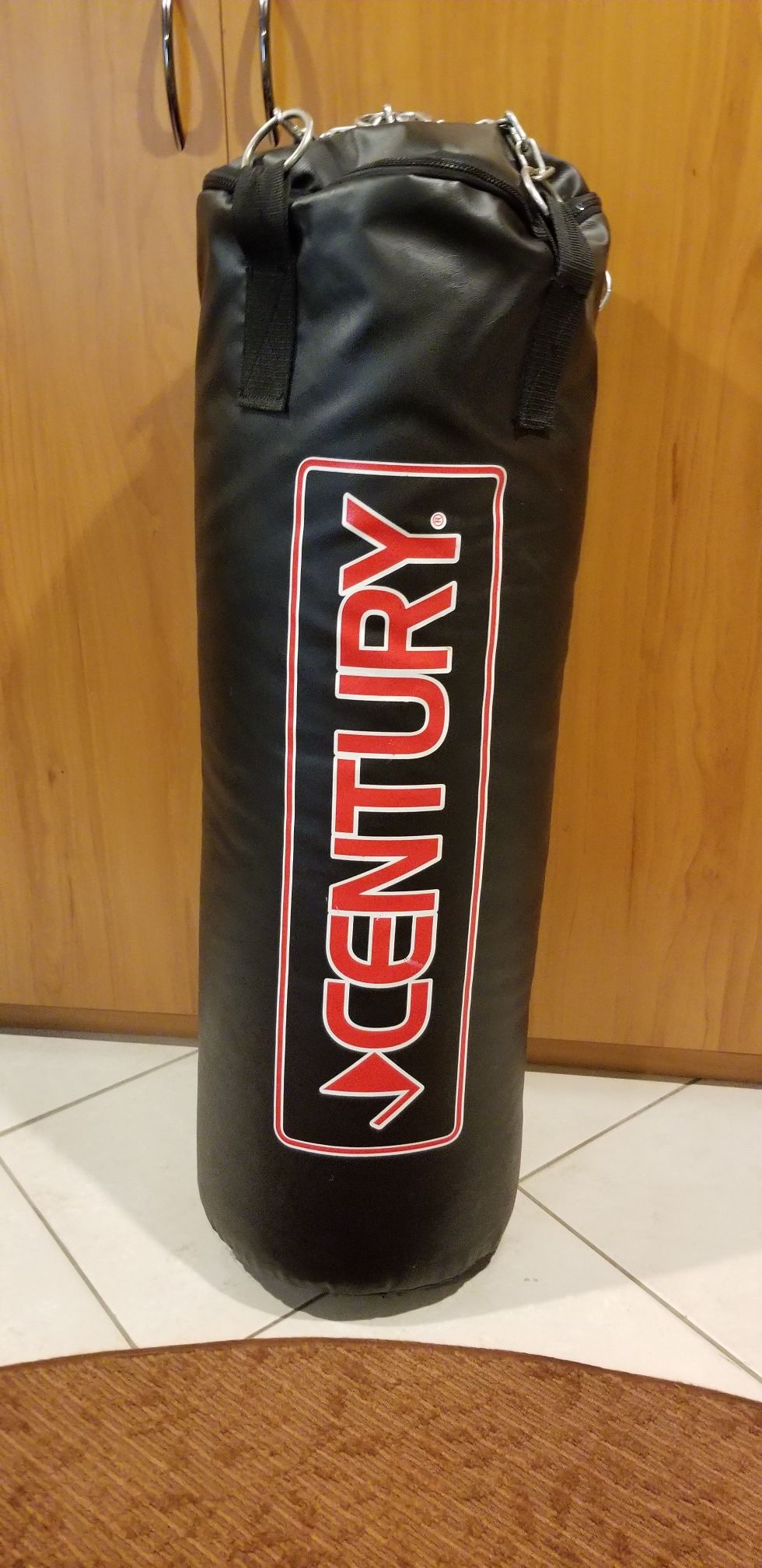 Heavy punching bag