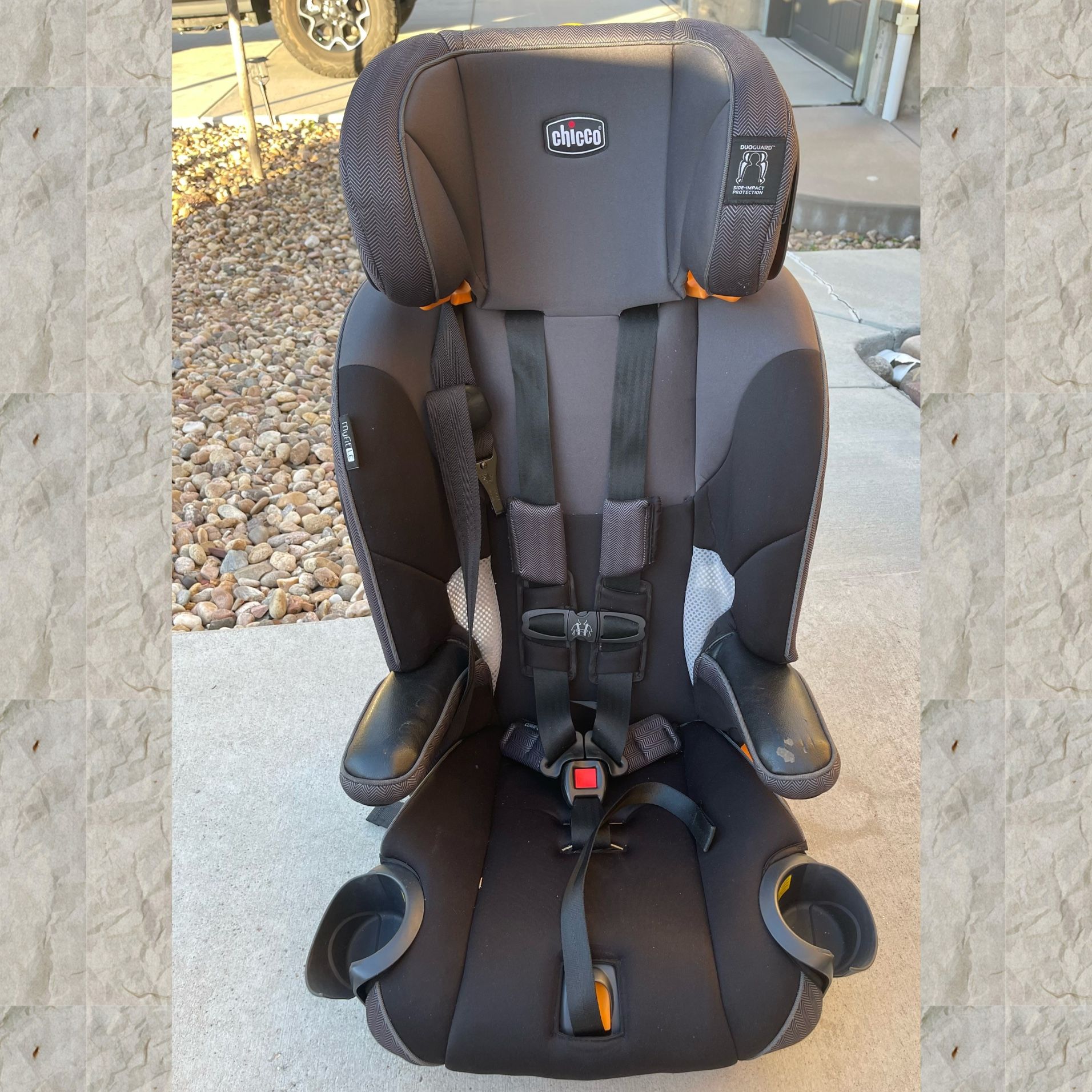 Chicco MyFit 2-in-1 Forward-Facing Harness Booster Car Seat