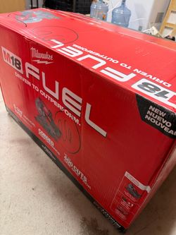 Milwaukee 10” Miter Saw Kit with 8.0 Forge Battery and Charger