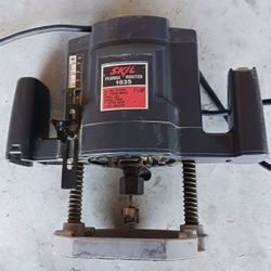 Skil Plunge Router with Case and Extra Bits