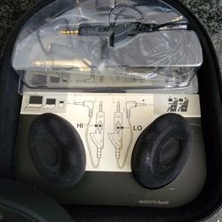 Bose Acoustic Noise Canceling Headphone  (Not Working) Parts And Case