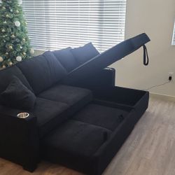 Black Pull Out Couch Onsale For $599 Store Name Brima Furniture Deals!   1️⃣6️⃣8️⃣ Inside  ➡️The Boulevard mall ! In front of Victoria secret!  And Ne