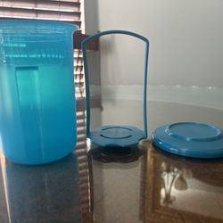 Tupperware Mini Round 2 Cup Pick-a-Deli Container 