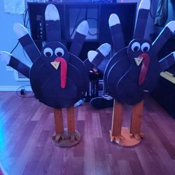 2 Turkey Tom's 