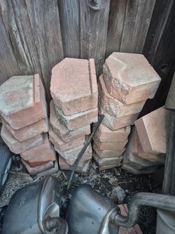 Free Retaining Wall Block