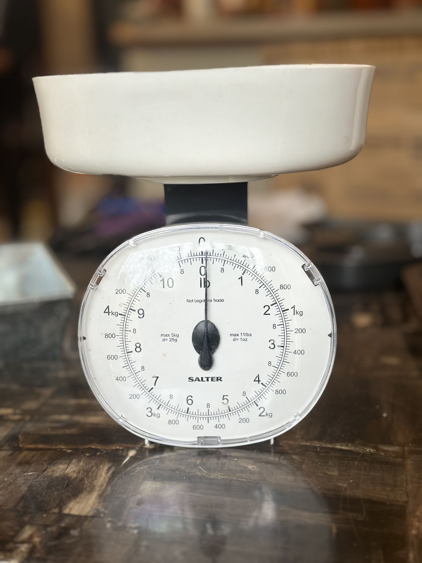 Analog Kitchen Scale