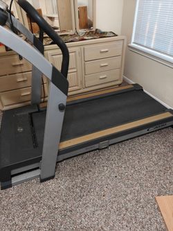 Nordic track foldable   Treadmill  with fans