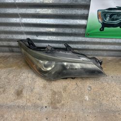 2015-2017 Toyota Camry Se Headlight Oem