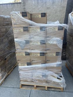 Small Size Nitrril Glove 3 Pallet 204 Box Only 1000$