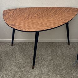 LÖVBACKEN End Table