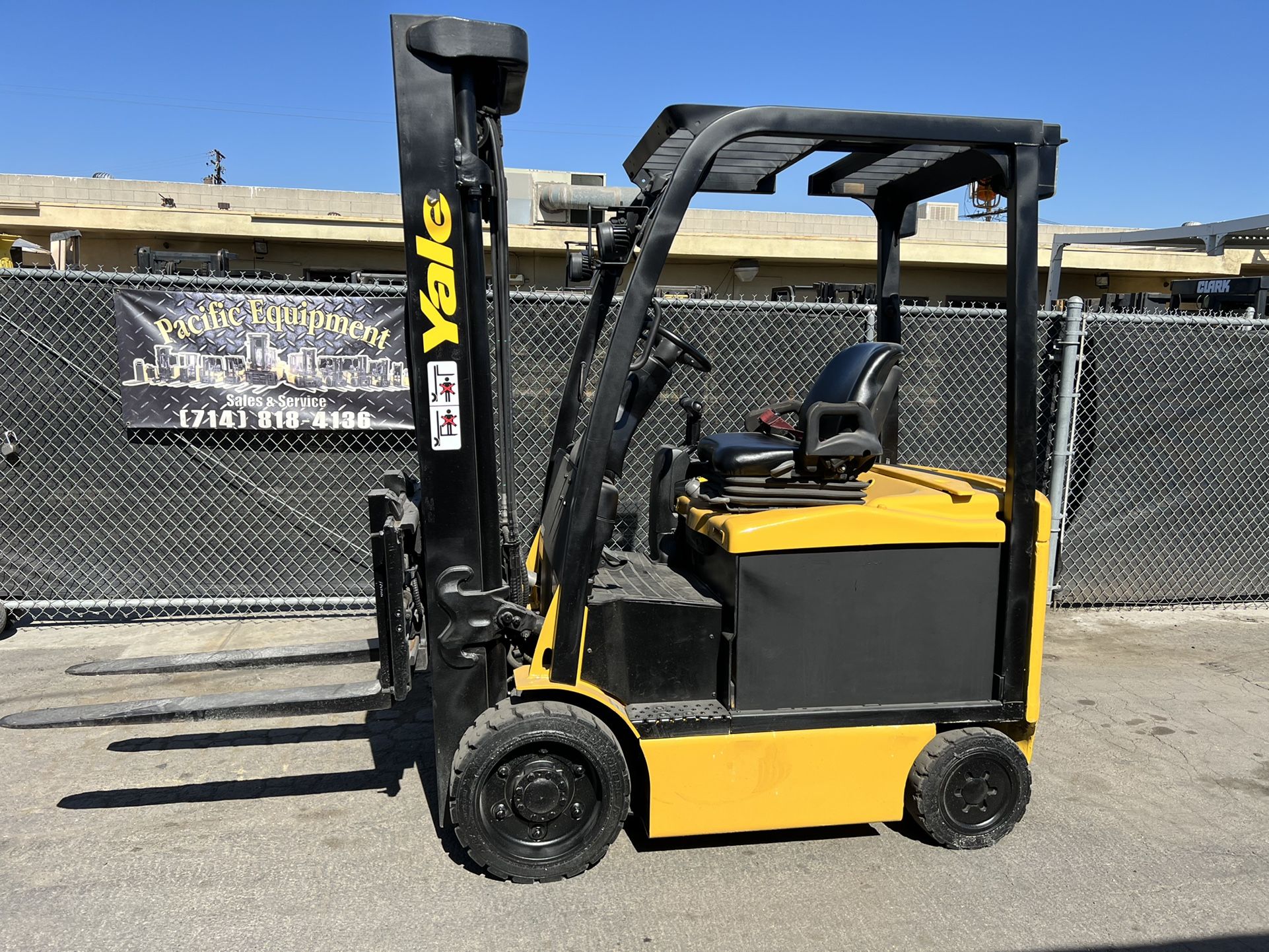 Yale Electric forklift