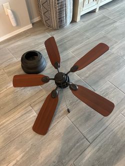 Hunter Indoor /Outdoor Ceiling Fan