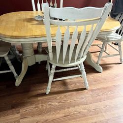 Dining Room Table With Four Chairs