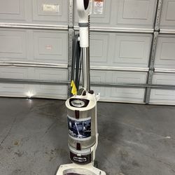 Shark Rotator Professional Lift Away Vacuum