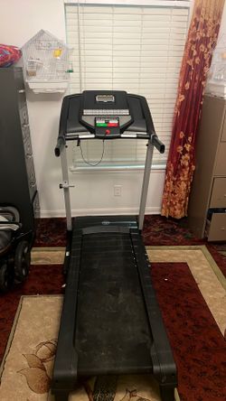 Golds gym treadmill