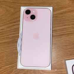 iPhone 15 Pink
