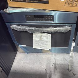 GE Single Wall Oven 30” Wide