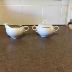 Vtg Mid Century Ballerina Lidded Sugar Bowl & Creamer