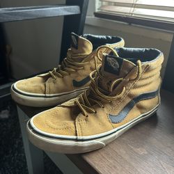 Size 7.0 men Vans Old Skool High Top Skateboard Shoe Sneaker Suede Mustard Yellow