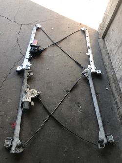 Regulators Chevy 2003/2007 left and right oem