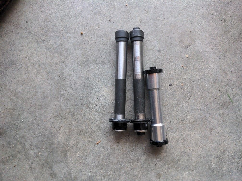 Azonic Outlaw Axles