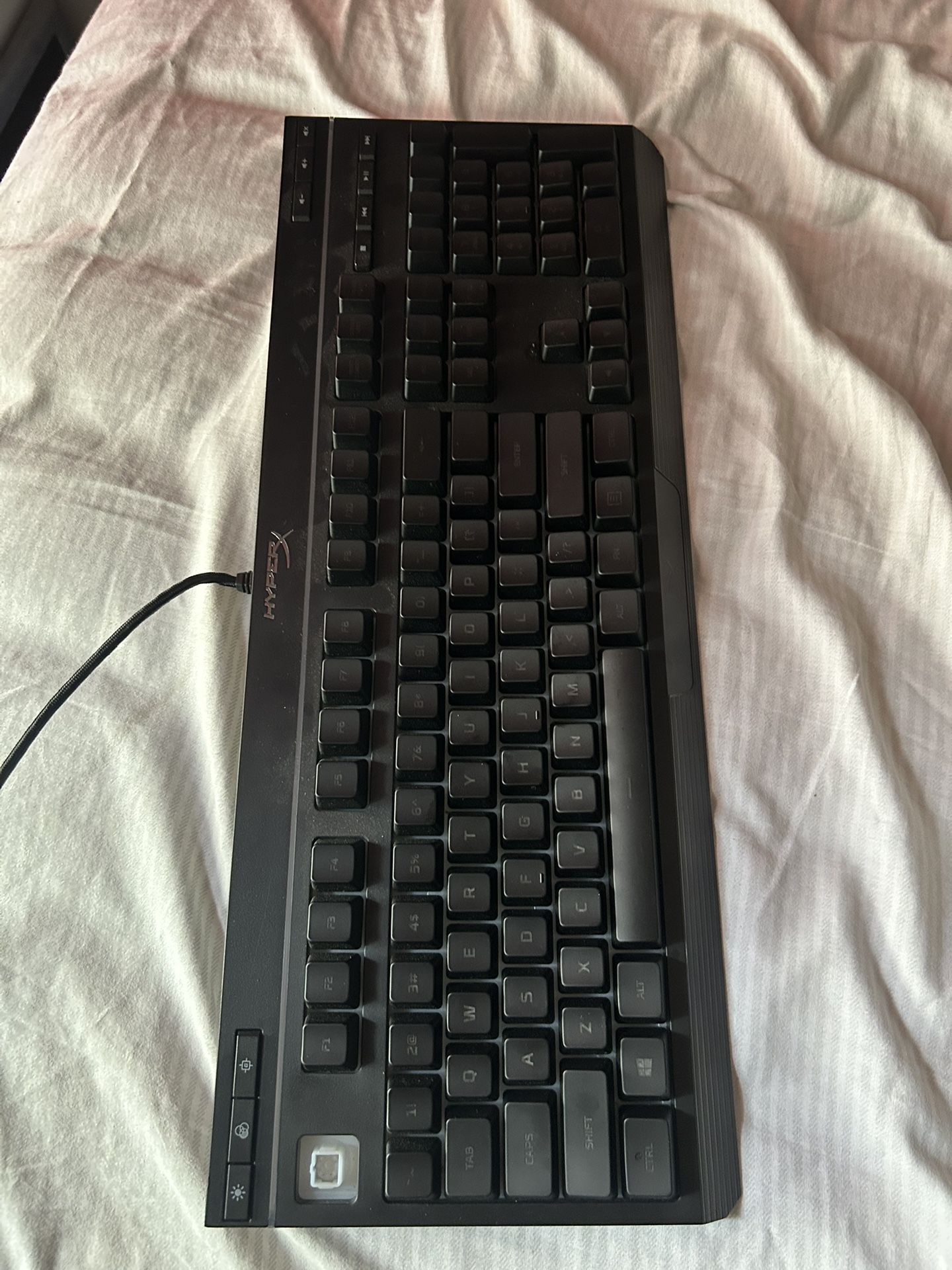 Hyper x keyboard ( 3 Different color Modes) 
