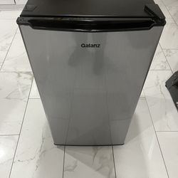 Mini Fridge Galanz One Door Fridge 
