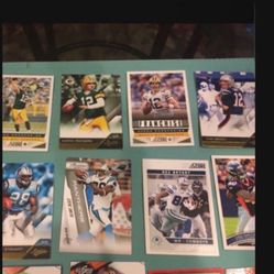 SPORTS TRADING CARDS