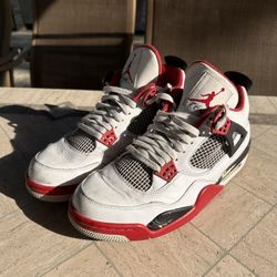 Jordan 4 ‘Fire Red’ Size 10.5